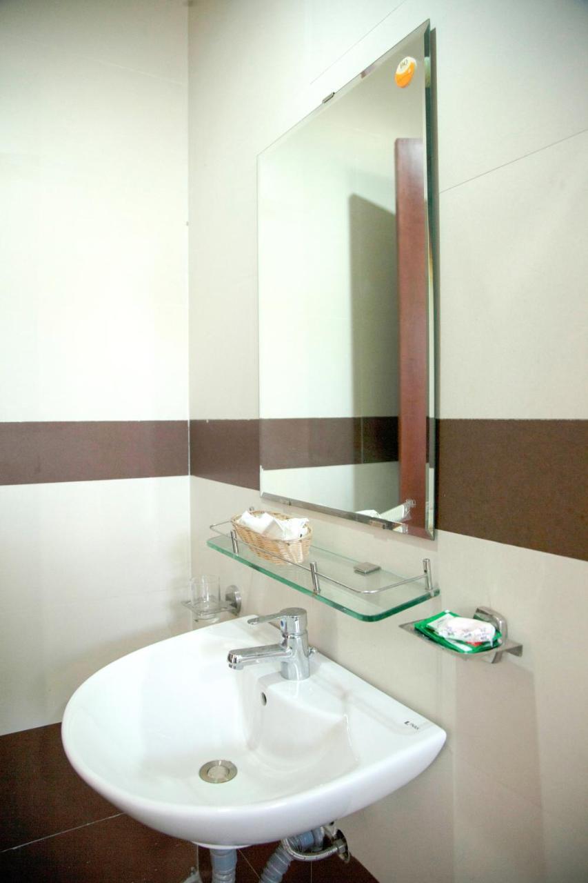 Hoang Thuy Sinh Hotel دا نانغ المظهر الخارجي الصورة
